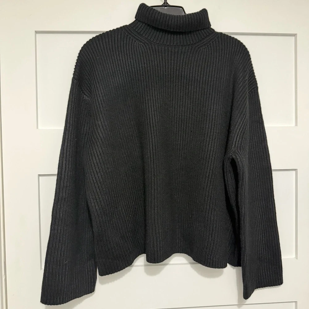 Pomander Place Black Knit Helen Turtleneck Sweater Size Medium 23577 - Picture 4 of 9